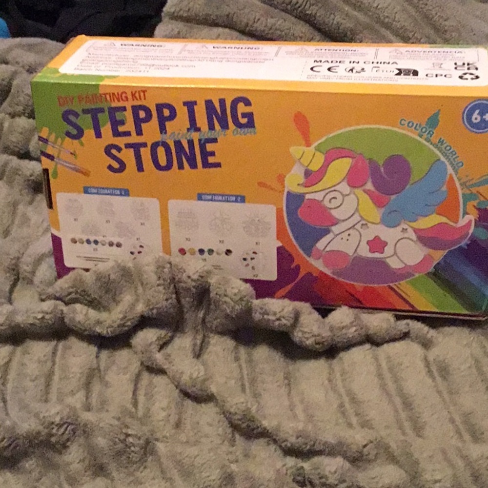Color world diy stepping stone kit new - Picture 3 of 6